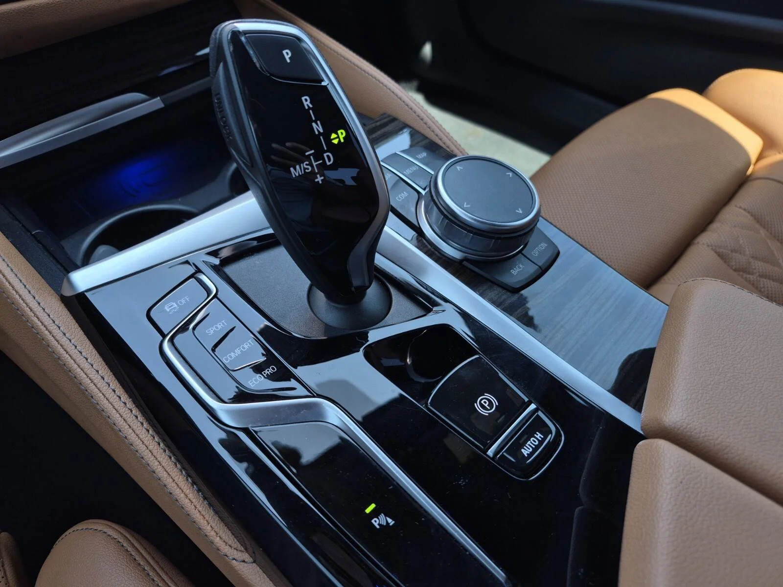Certified Used 2023 Black Sapphire Metallic BMW 530i image 26