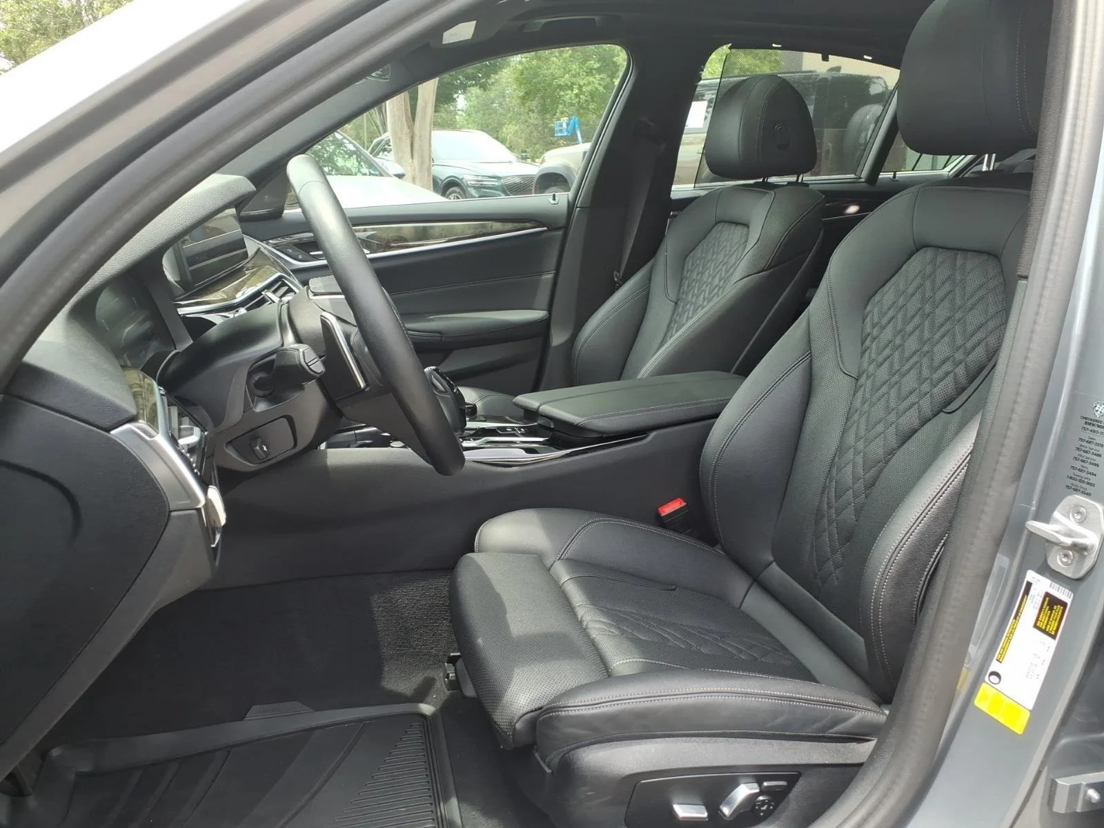 Used 2023 Skyscraper Gray Metallic BMW 530i image 21