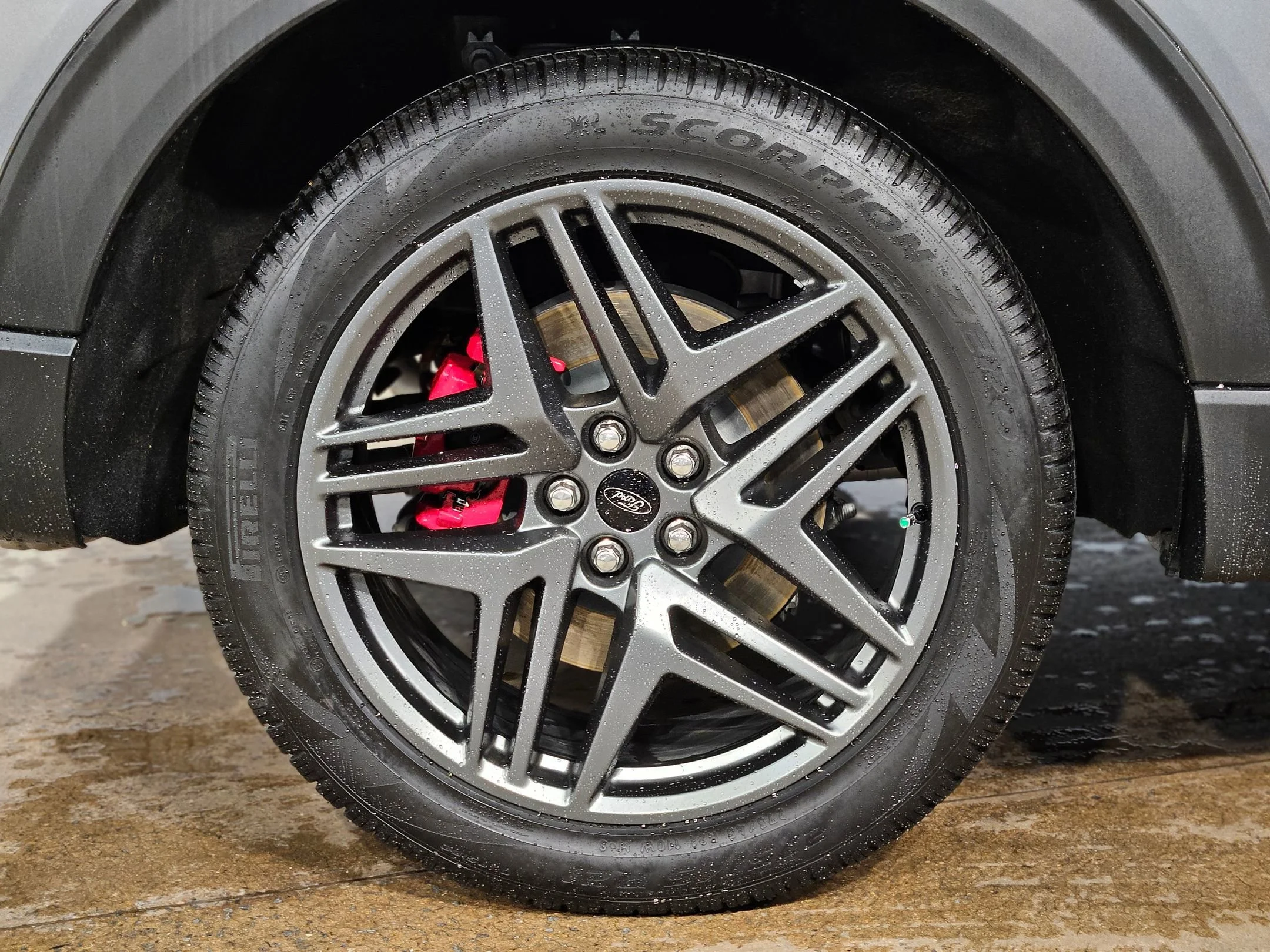 Used 2025 Carbonized Gray Metallic Ford ST image 17