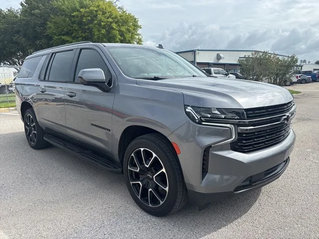 Used 2021 Gray Chevrolet RST image 3