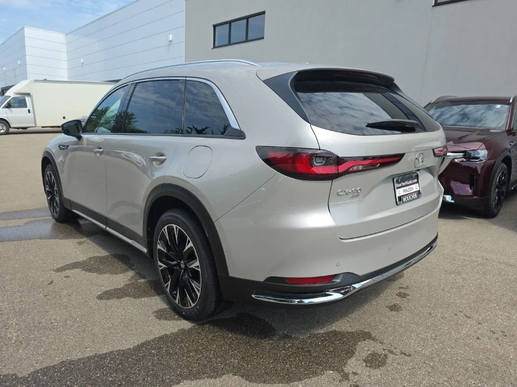 New 2026 Platinum Quartz Metallic Mazda Premium Plus AWD image 3