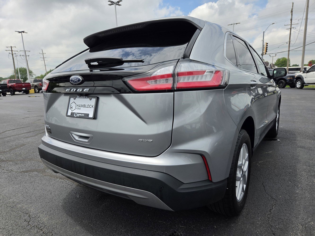 Used 2023 Silver Ford SEL image 43