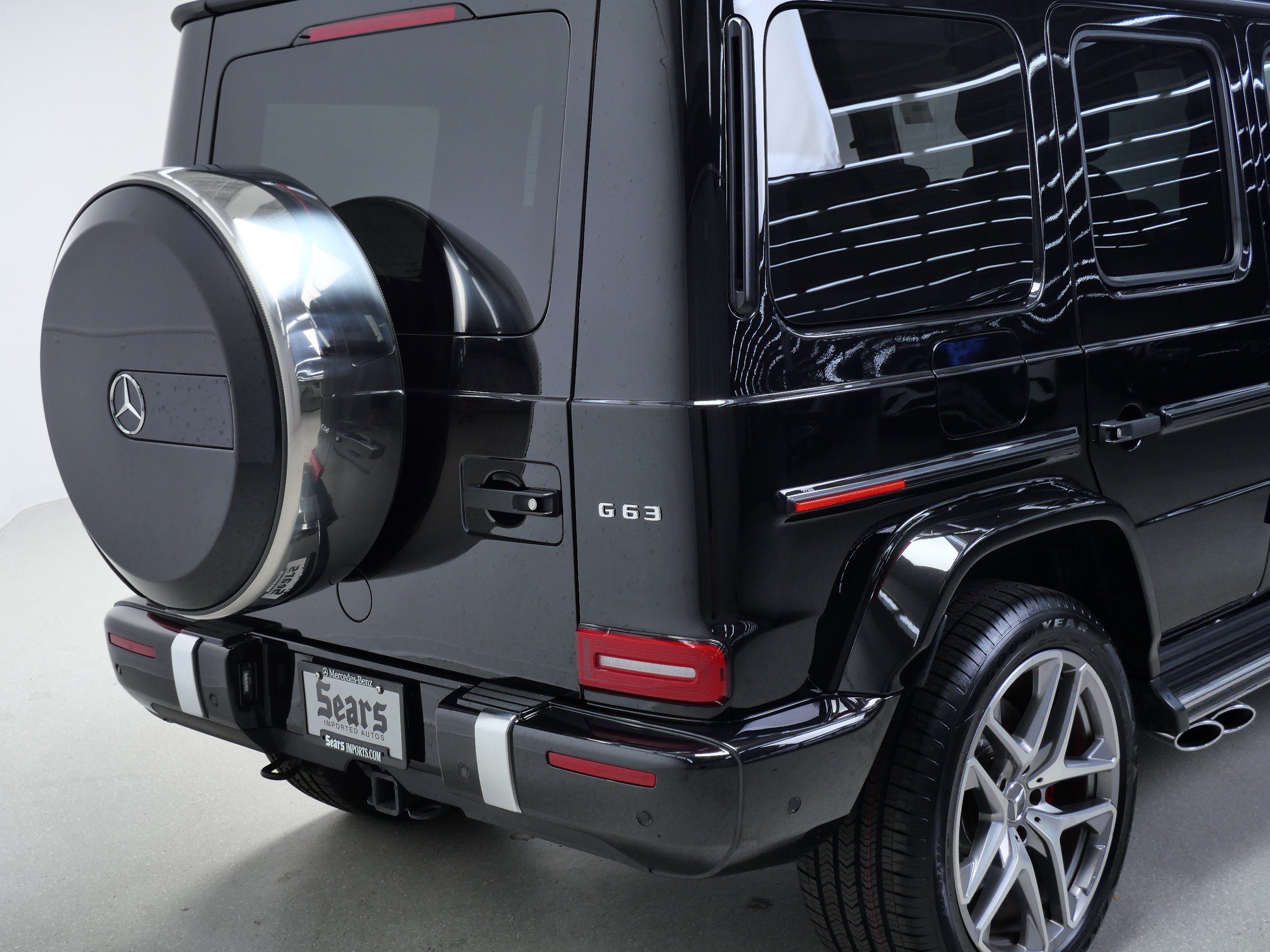 Used 2023 Obsidian Black Metallic Mercedes-Benz AMG® G 63 image 5
