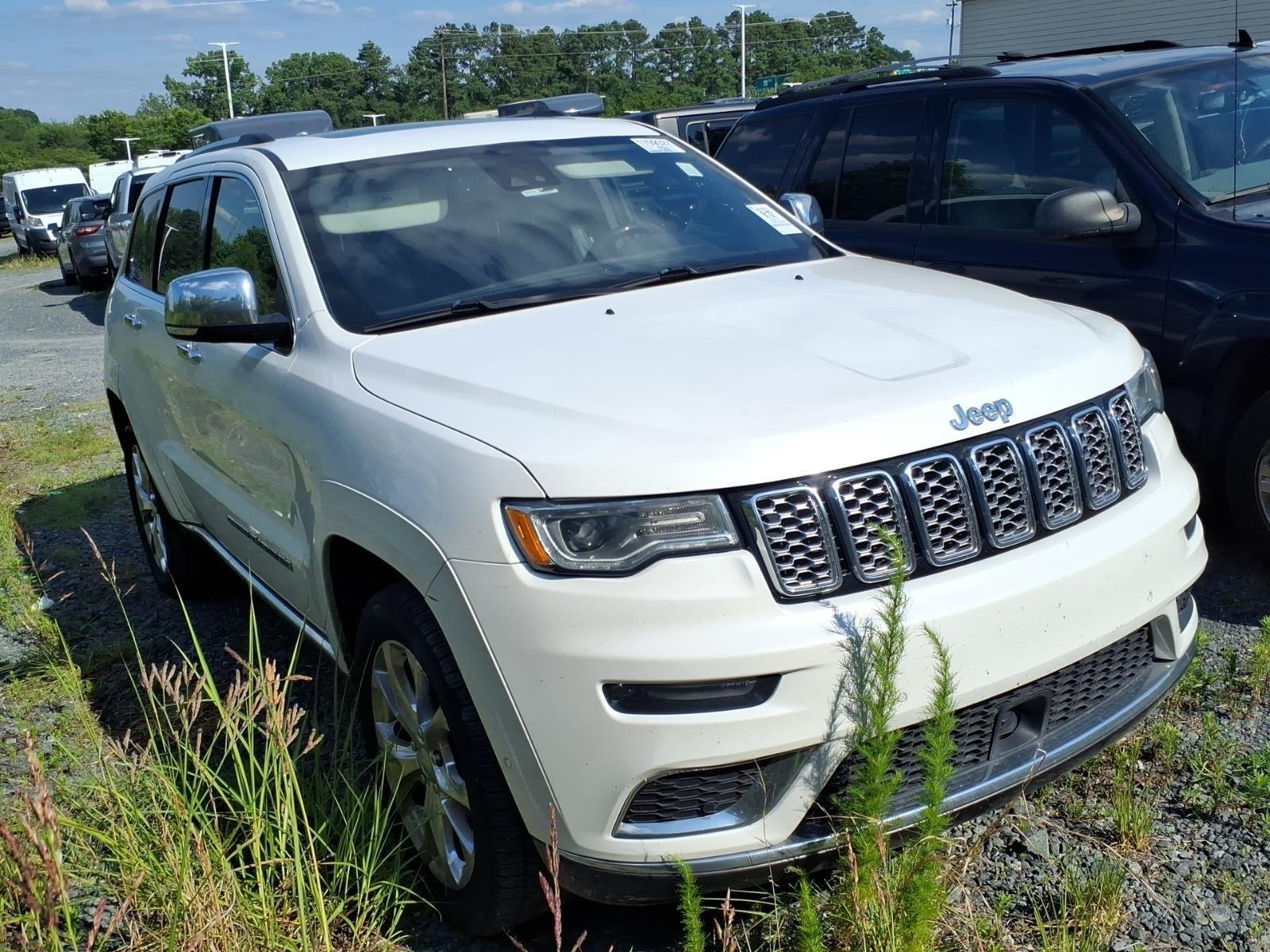 Used 2021 Ivory 3-Coat Jeep Summit image 5