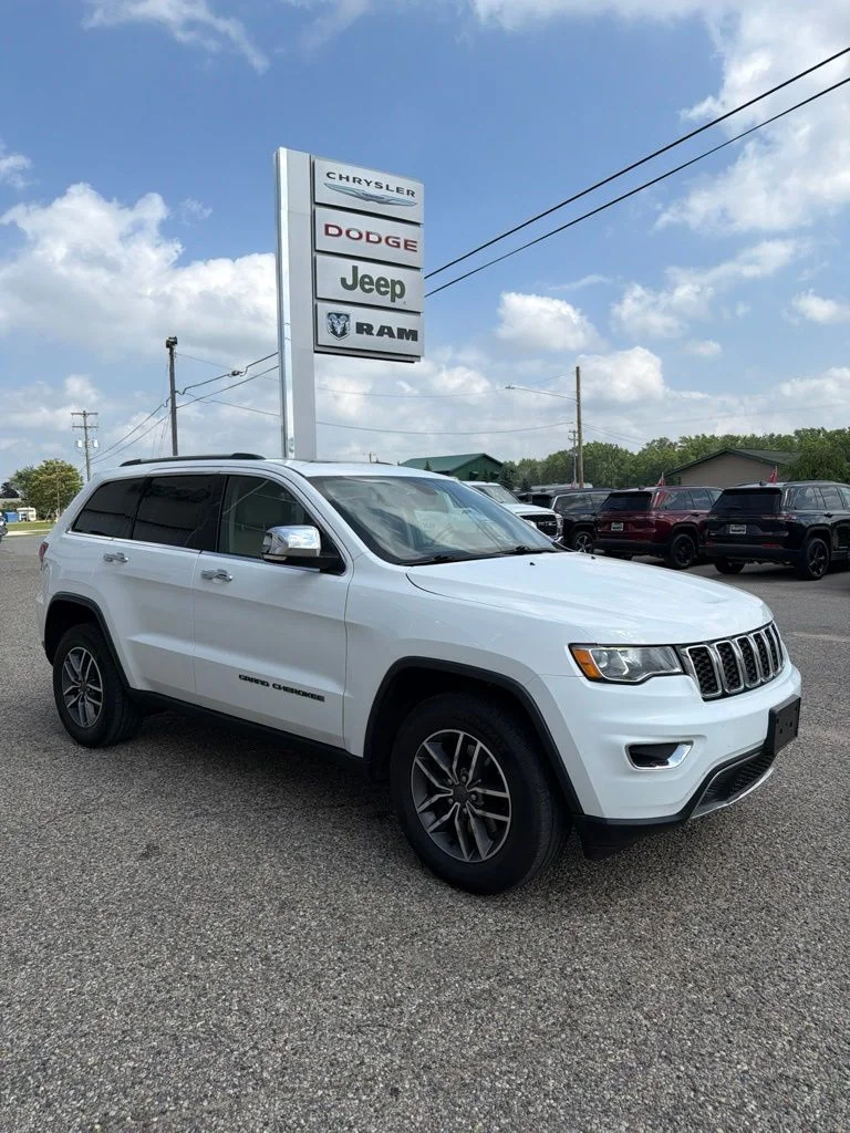 Used 2021 White Jeep Limited image 3