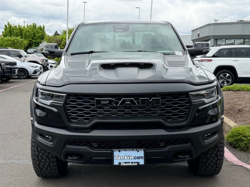 New 2026 Diamond Black Crystal Pearl-Coat Exterior Paint RAM RHO image 3