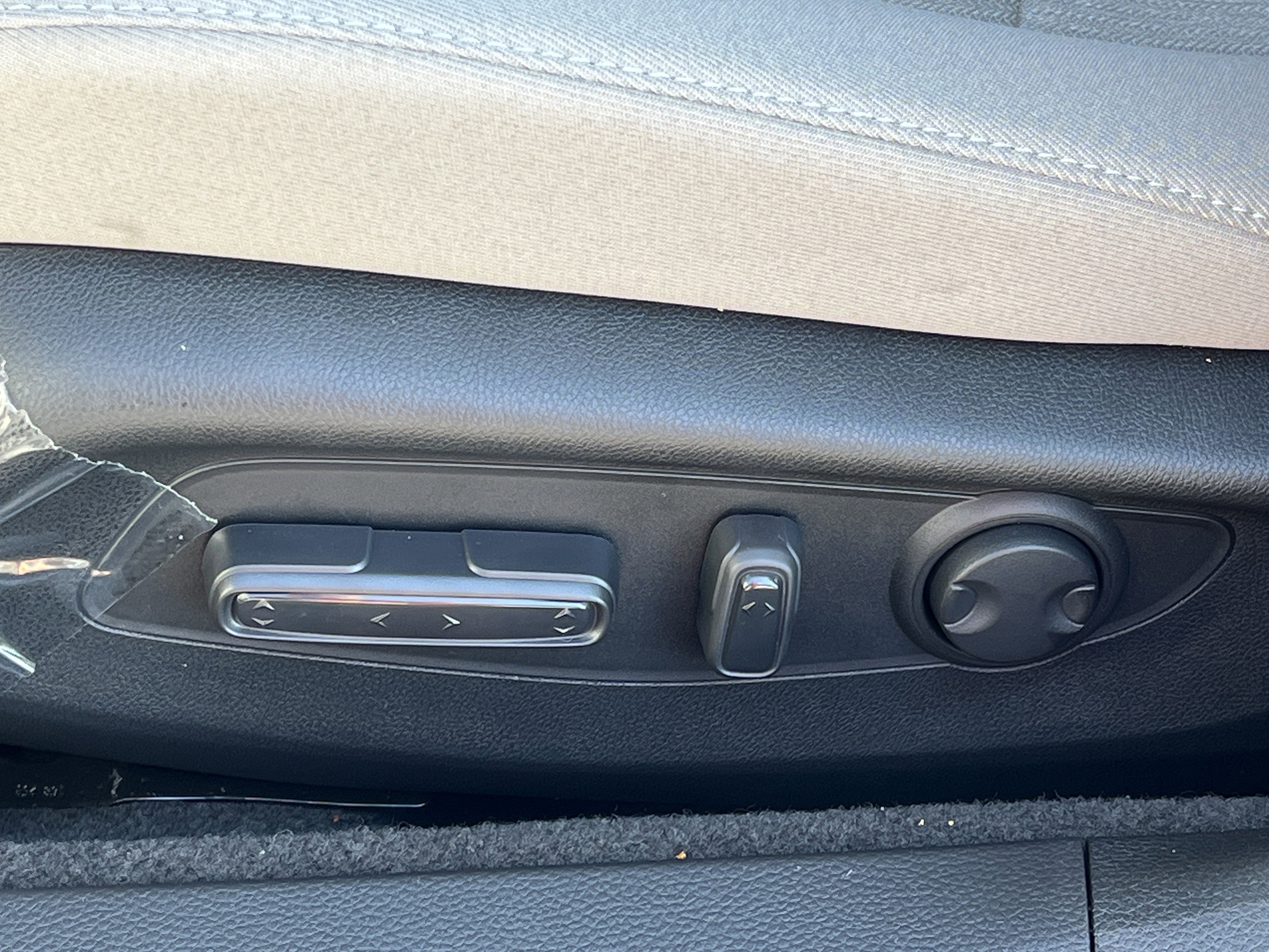 2025 Honda Accord SE - Photo 17
