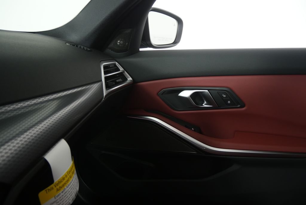 New 2026 Black Sapphire Metallic BMW 330i image 21