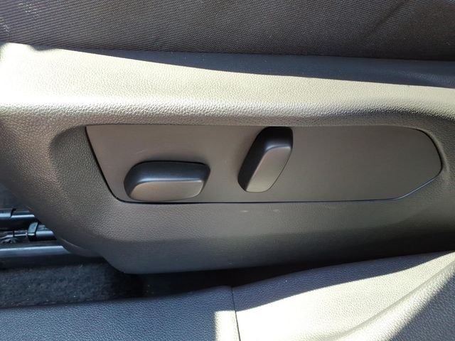 2023 Buick Envision Essence - Photo 17