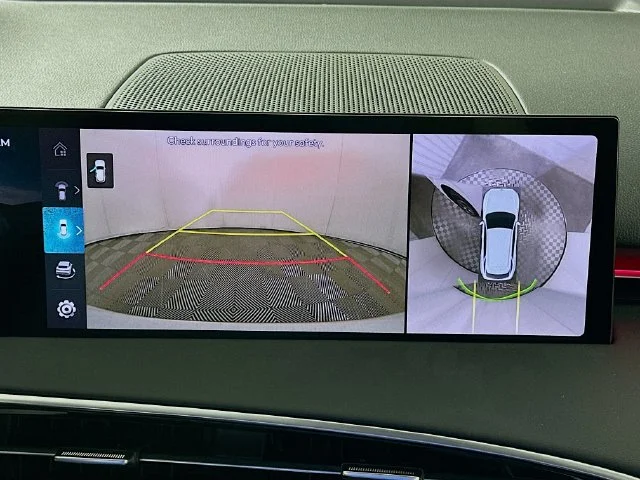 New 2026 White Genesis 2.5T Advanced image 18