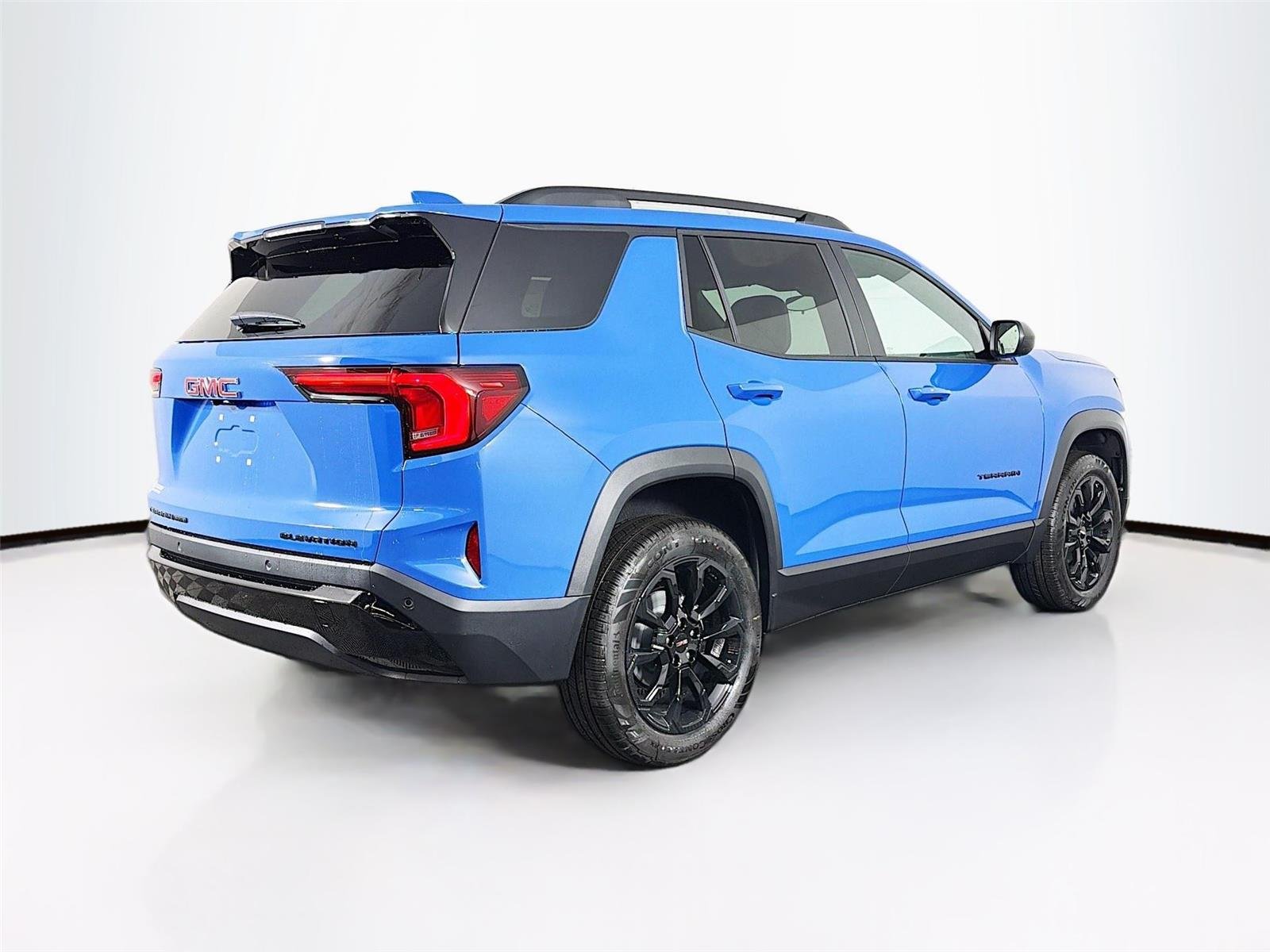 New 2026 Rapids Metallic GMC Elevation image 7