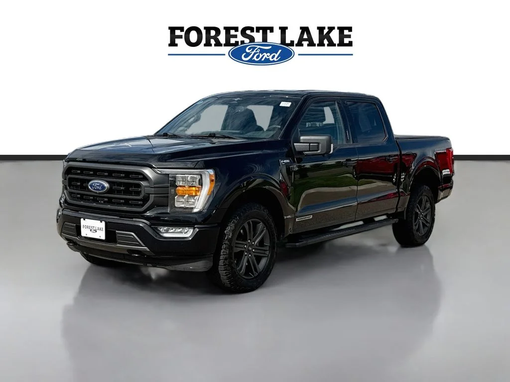 Certified Used 2023 Agate Black Metallic Ford XLT image 3