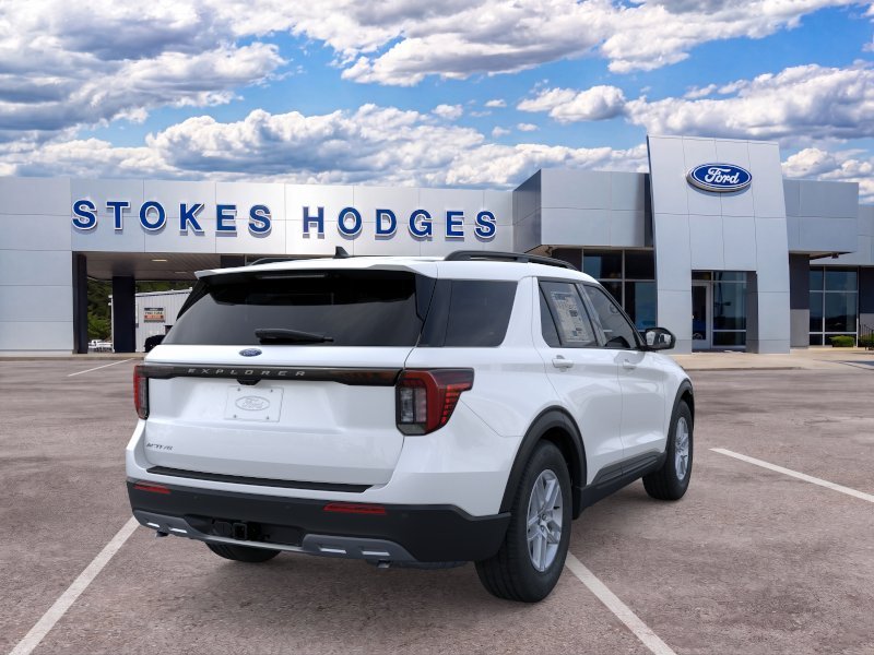 New 2026 Star White Metallic Tri-Coat Ford Active image 8