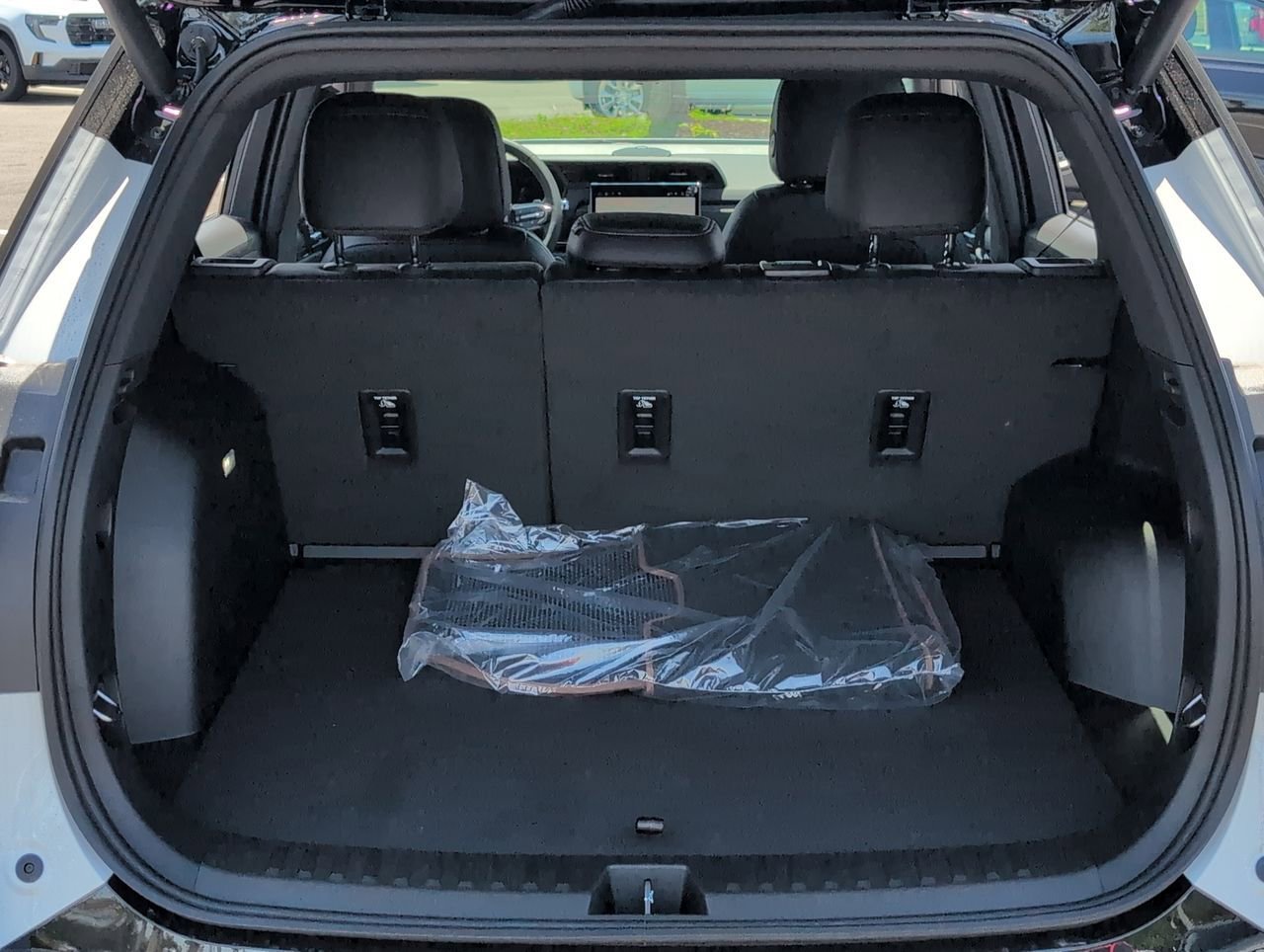 2026 GMC Terrain AT4 - Photo 24