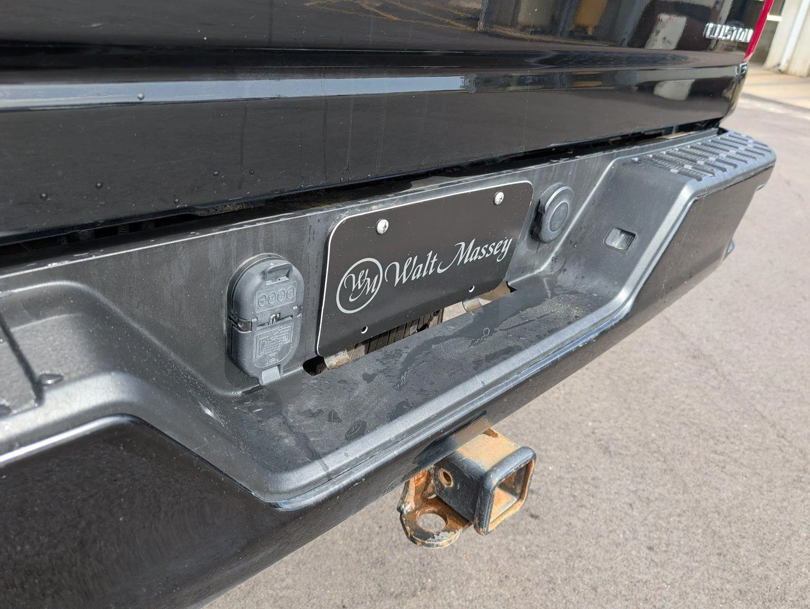 Used 2023 Black Chevrolet Custom image 34