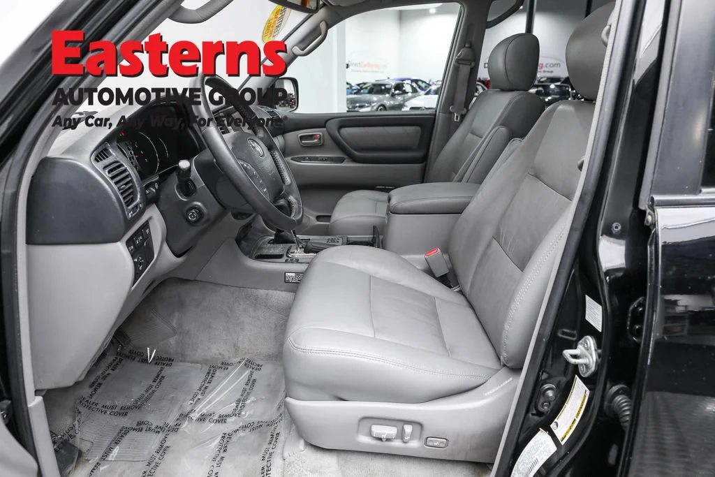 Used 2005 Black Toyota Base image 14