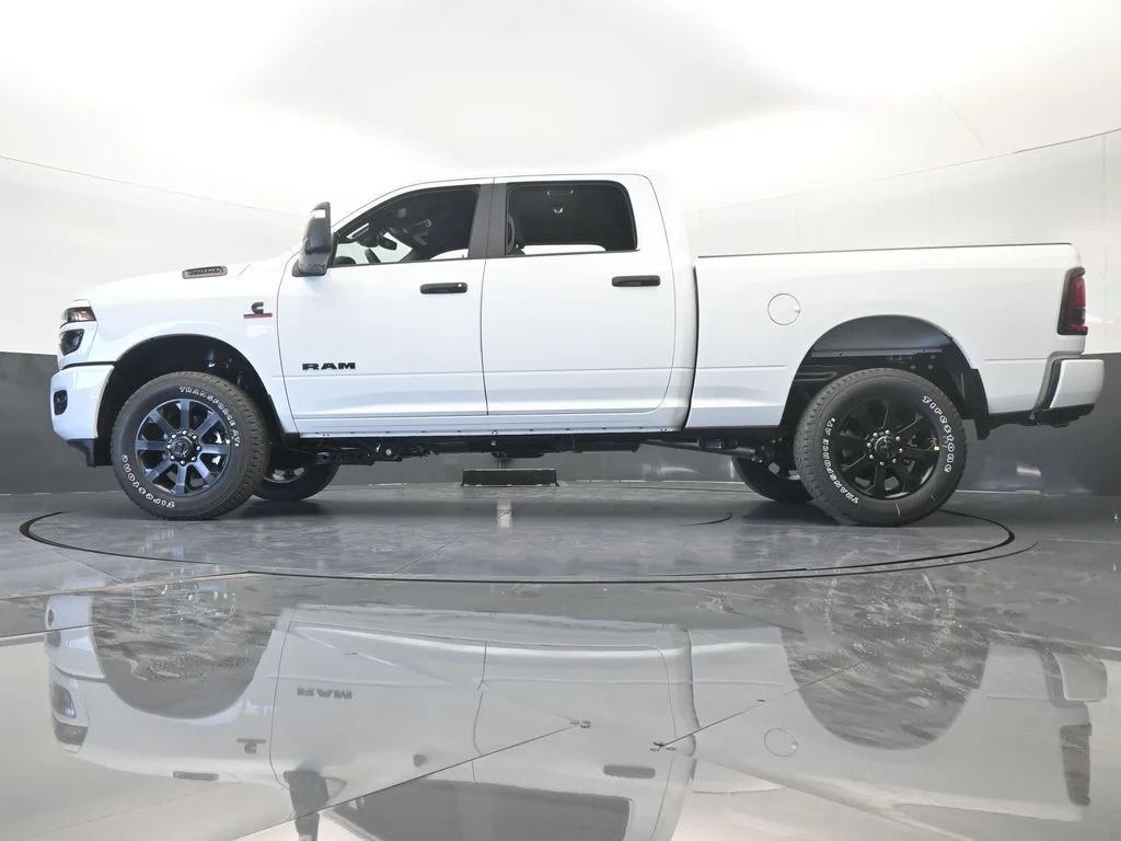 New 2026 Bright White Clear-Coat Exterior Paint RAM Big Horn image 53