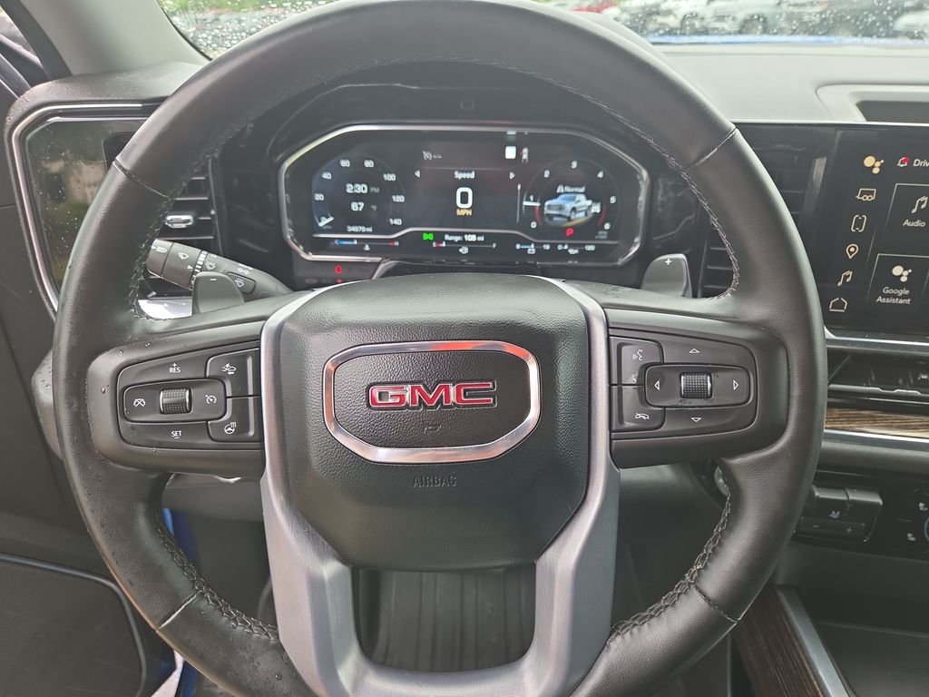 Used 2023 Blue GMC Elevation image 13