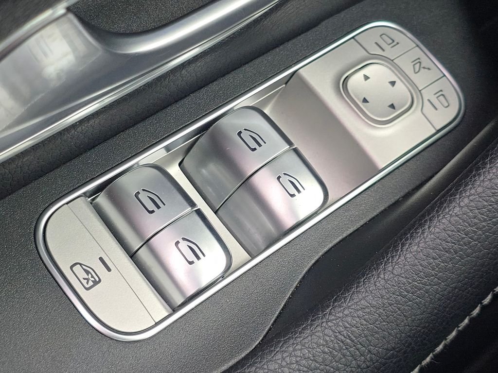 2025 Mercedes-Benz GLE GLE450E - Photo 28