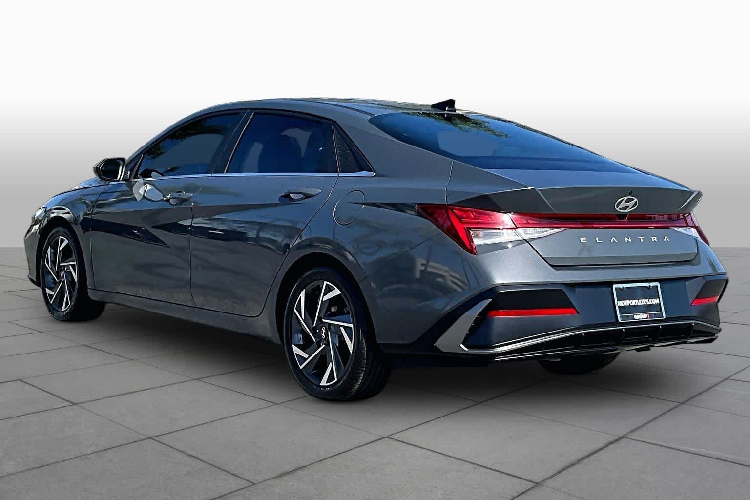 Used 2024 Ecotronic Gray Hyundai SEL image 11