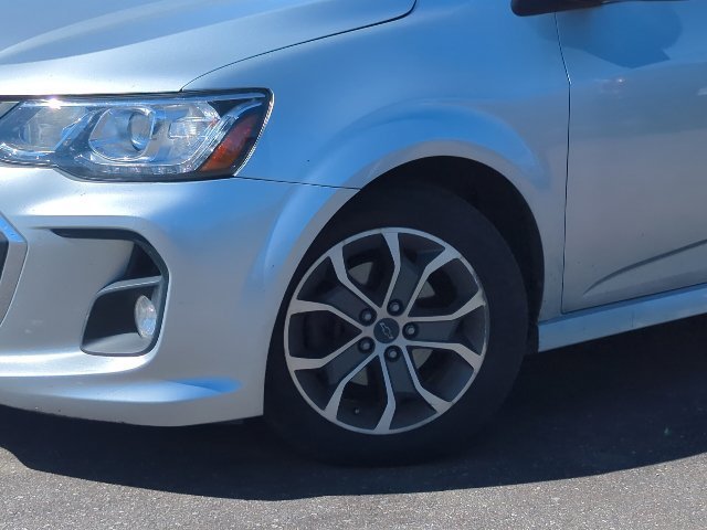 Used 2019 Chevrolet Sonic LT with VIN 1G1JD6SB6K4139399 for sale in Carrollton, KY