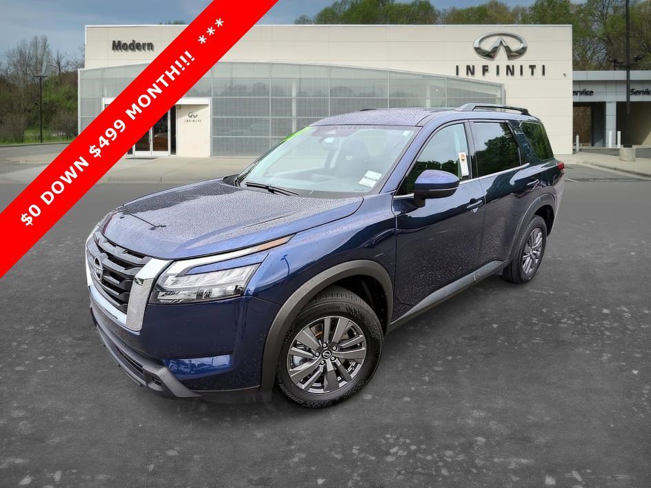 2025 Nissan Pathfinder SV 4WD's photo