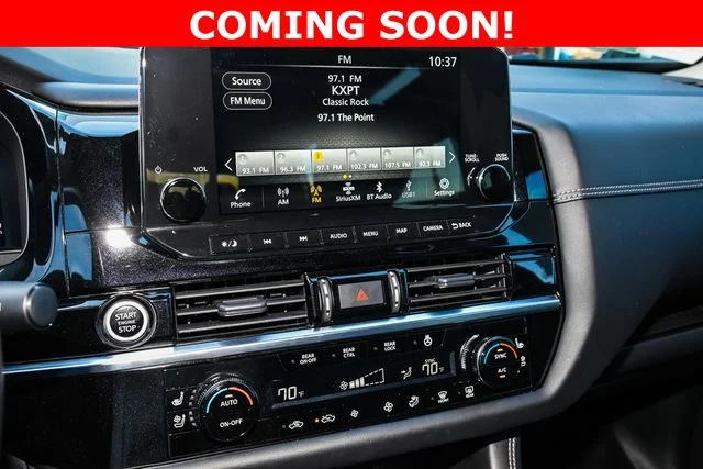 Used 2024 Beige Nissan Platinum image 36