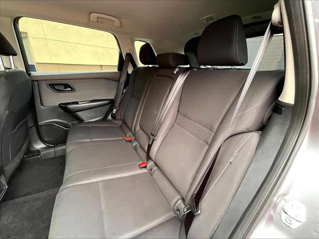Used 2023 Gray Nissan S image 15