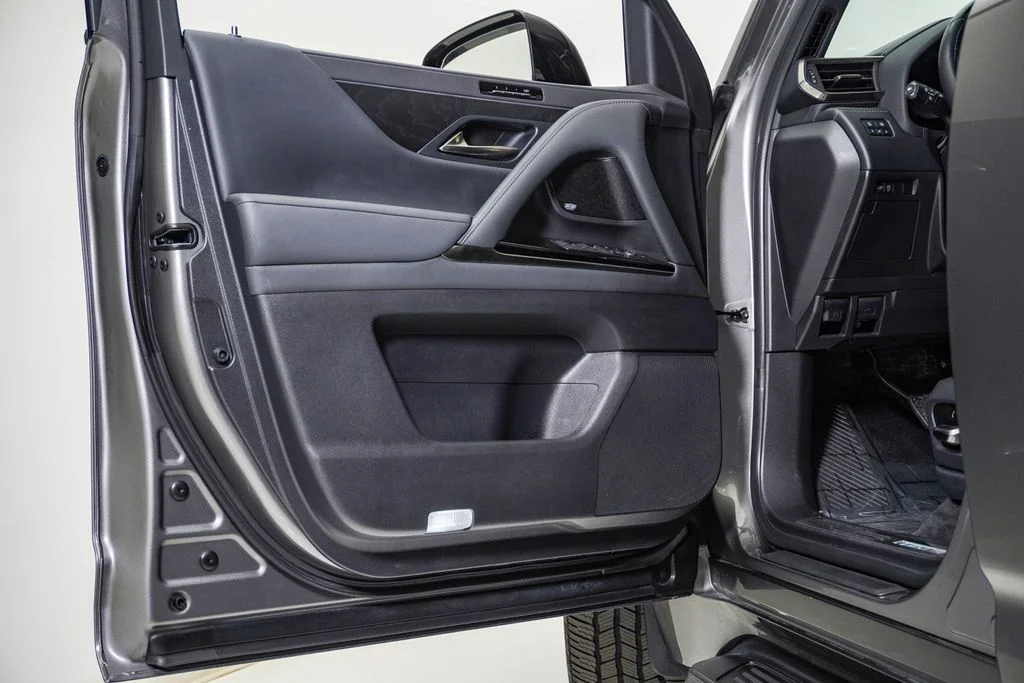 Used 2023 Manganese Luster Lexus 600 Luxury image 29
