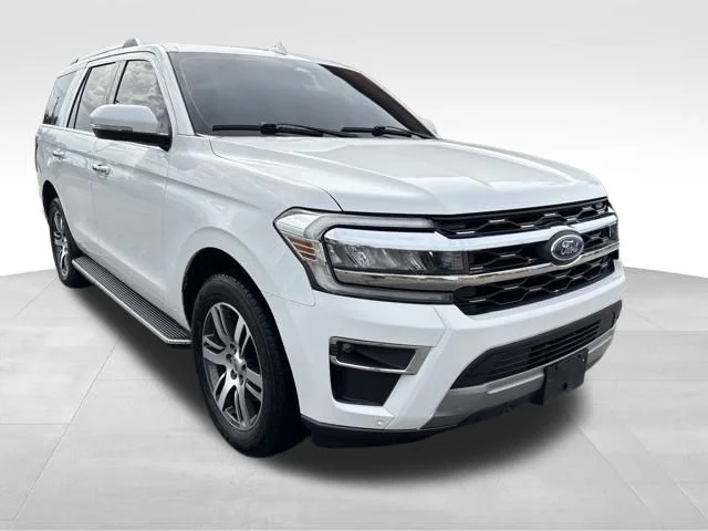 Used 2023 White Ford Limited image 1