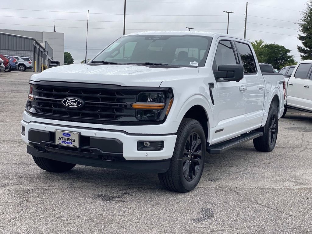 New 2026 Oxford White Ford XLT image 6