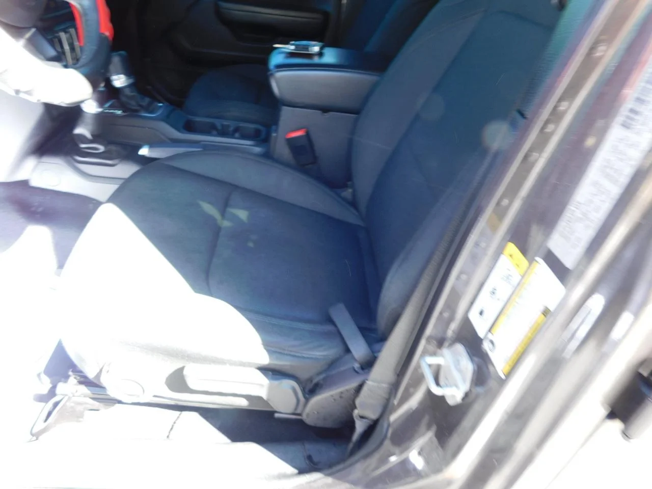 Used 2019 Gray Jeep SPORT S 4X4 image 27