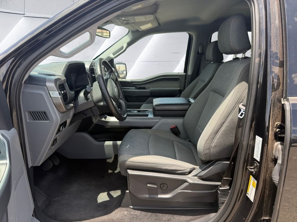 Used 2024 Black Ford XLT image 7