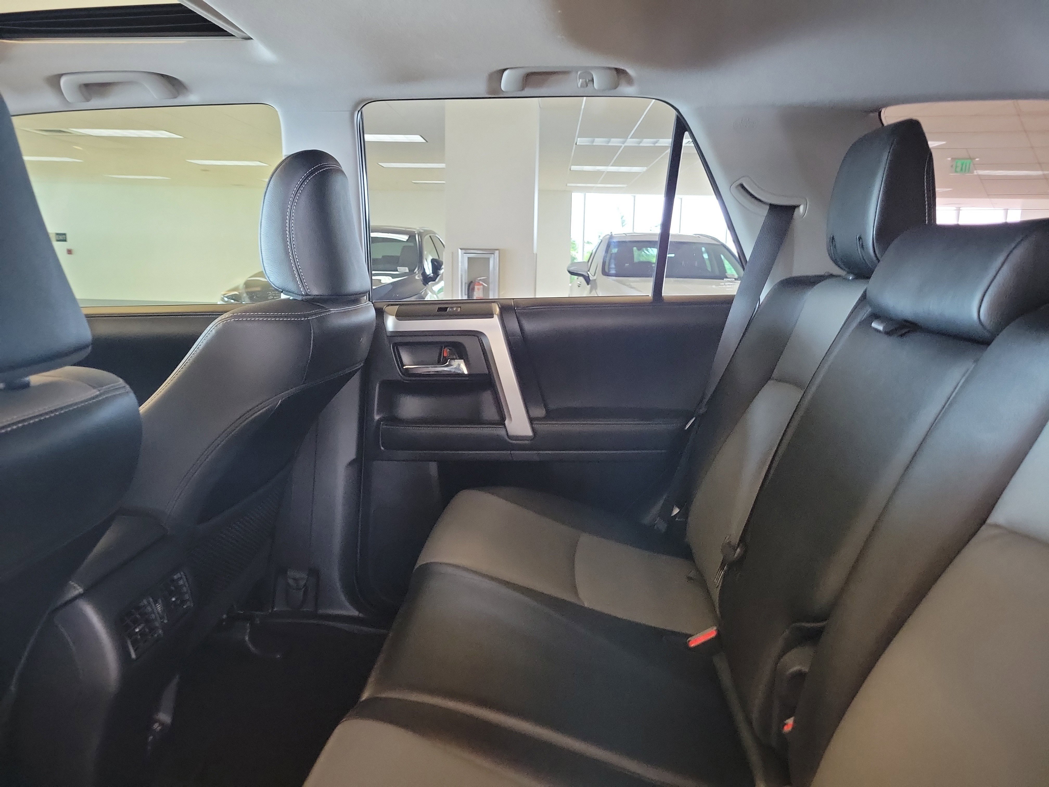 Used 2021 Magnetic Gray Metallic Toyota SR5 Premium image 16