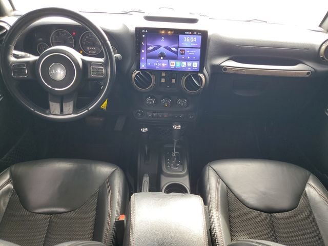Used 2017 Black Jeep Unlimited Sahara image 25