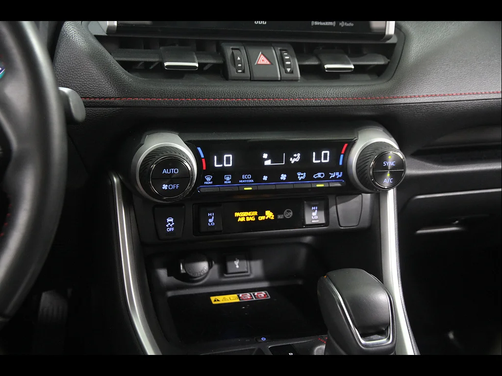 Used 2022 Magnetic Gray Metallic w/Midnight Black Metallic Roof Toyota XSE image 14