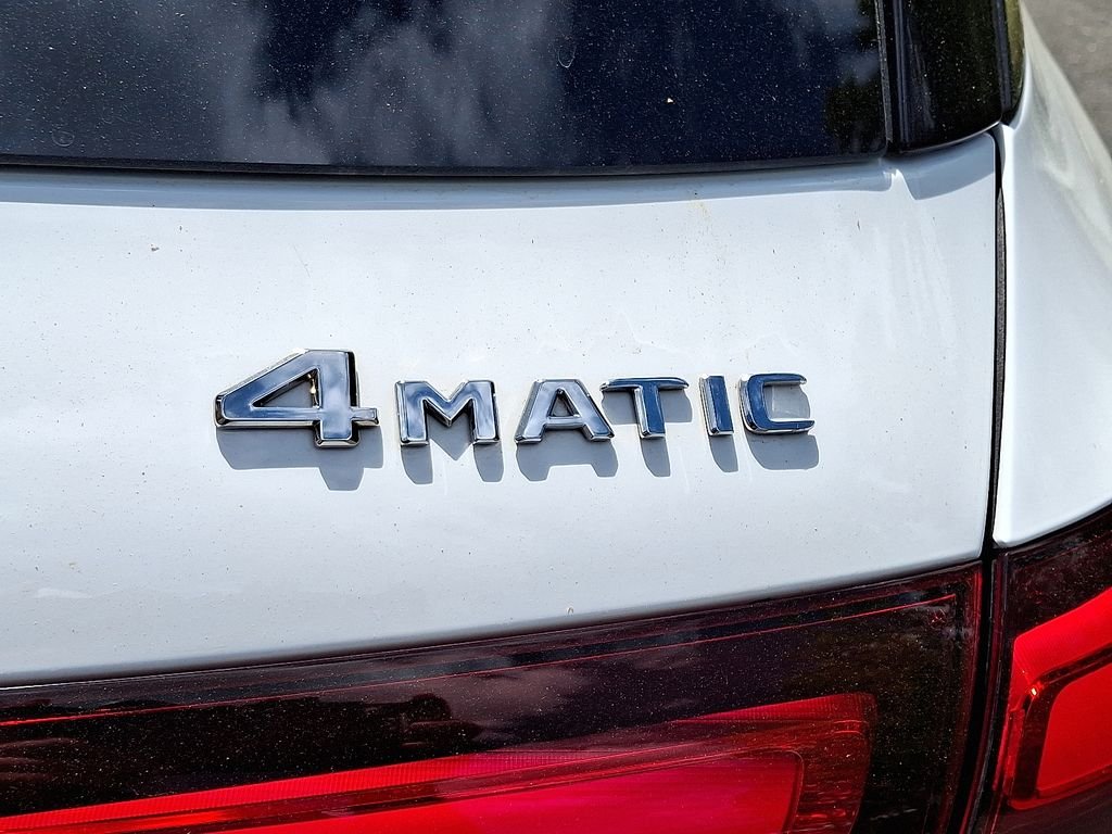 Certified Used 2025 Polar White Mercedes-Benz GLE 450e image 30