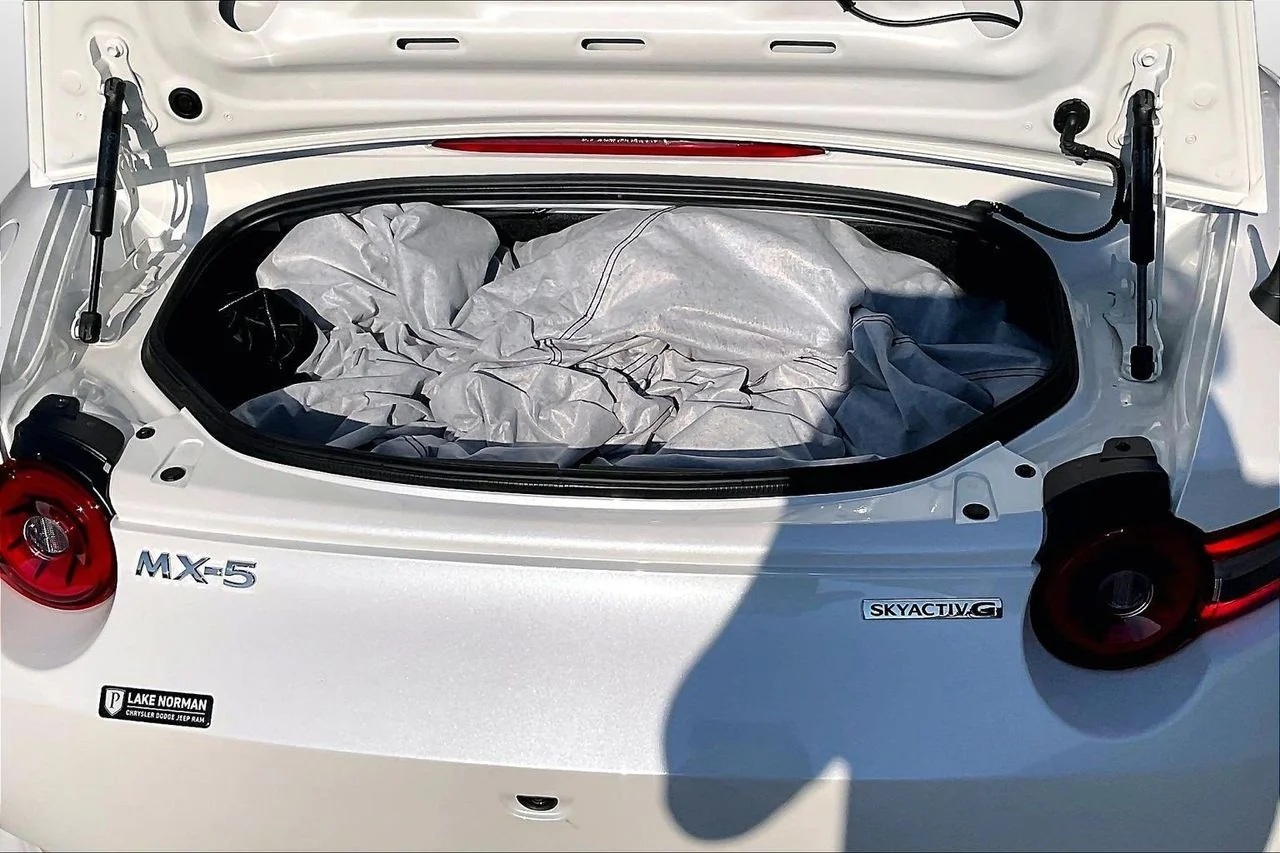 Certified Used 2024 White Mazda Grand Touring image 24