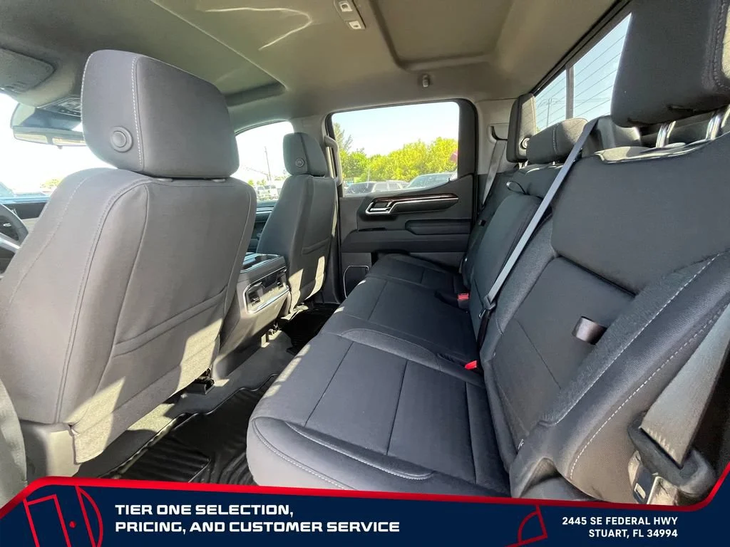 New 2026 Sterling Metallic GMC Elevation image 12