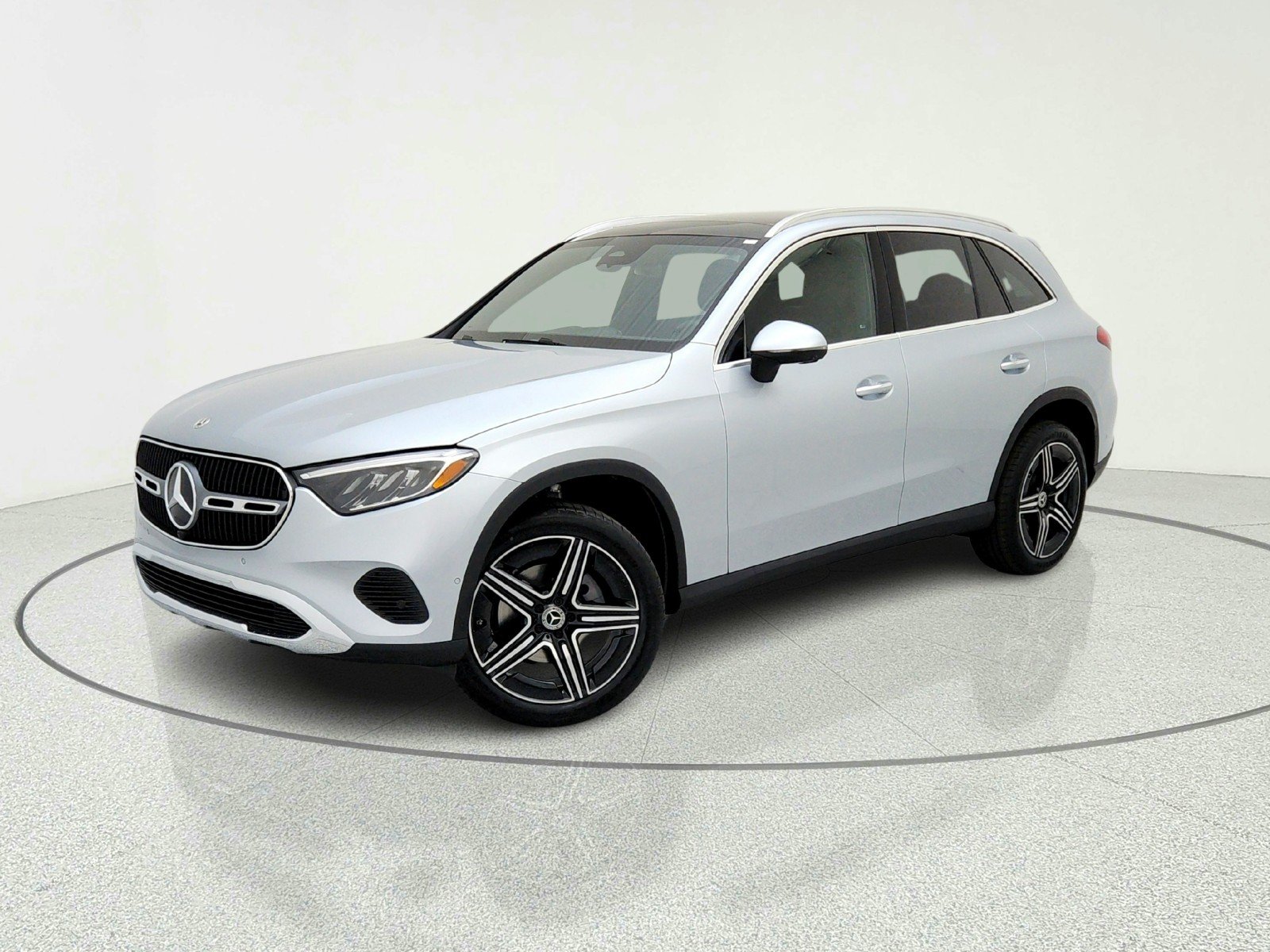 New 2026 Cirrus Silver Metallic Mercedes-Benz GLC 300 SUV image 1