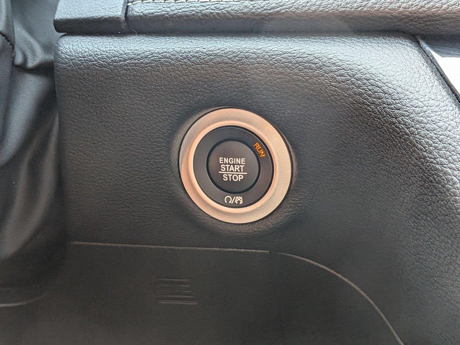 Used 2025 Diamond Black Crystal Pearlcoat Chrysler Limited image 30