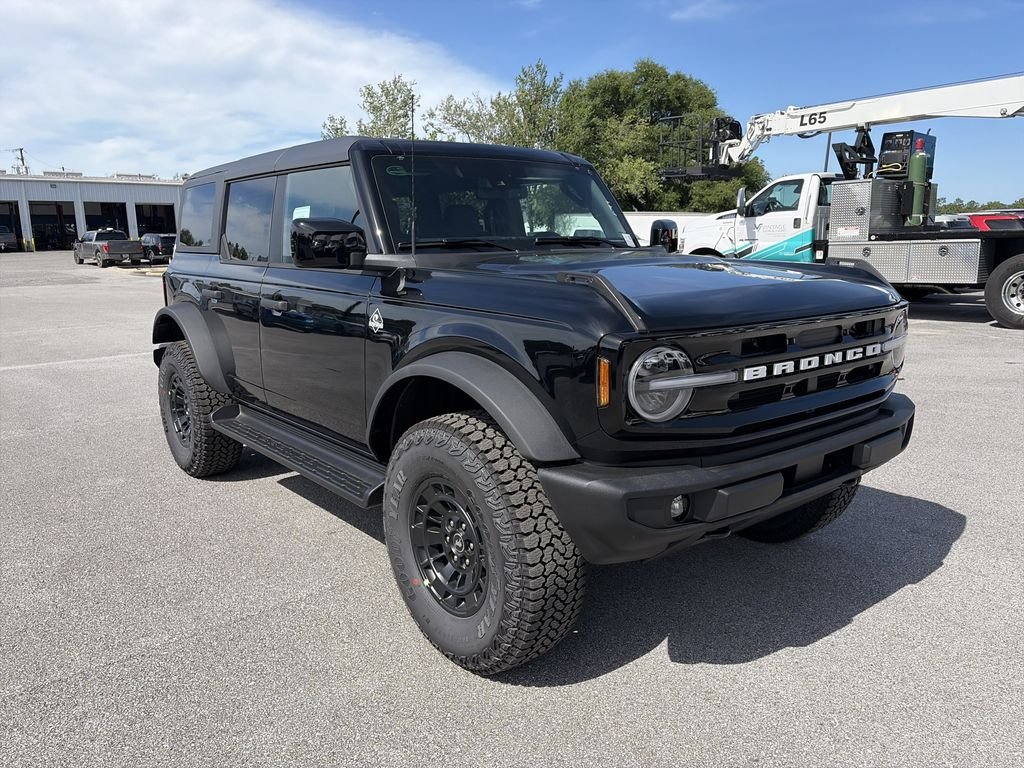 New 2026 Shadow Black Ford Outer Banks® image 9