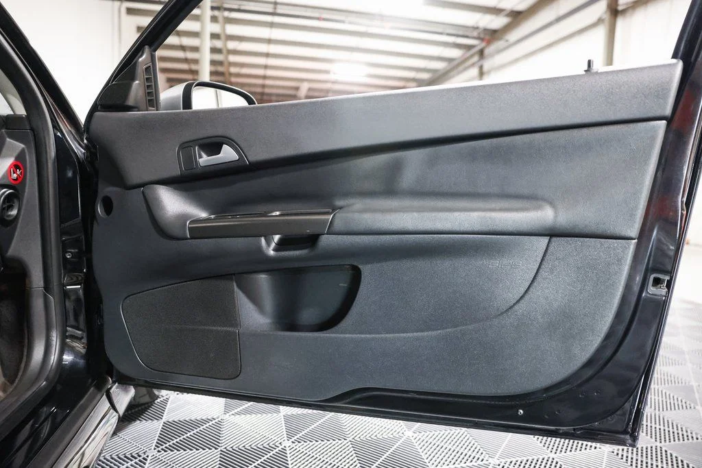 Used 2011 Black Volvo T5 R-Design image 24