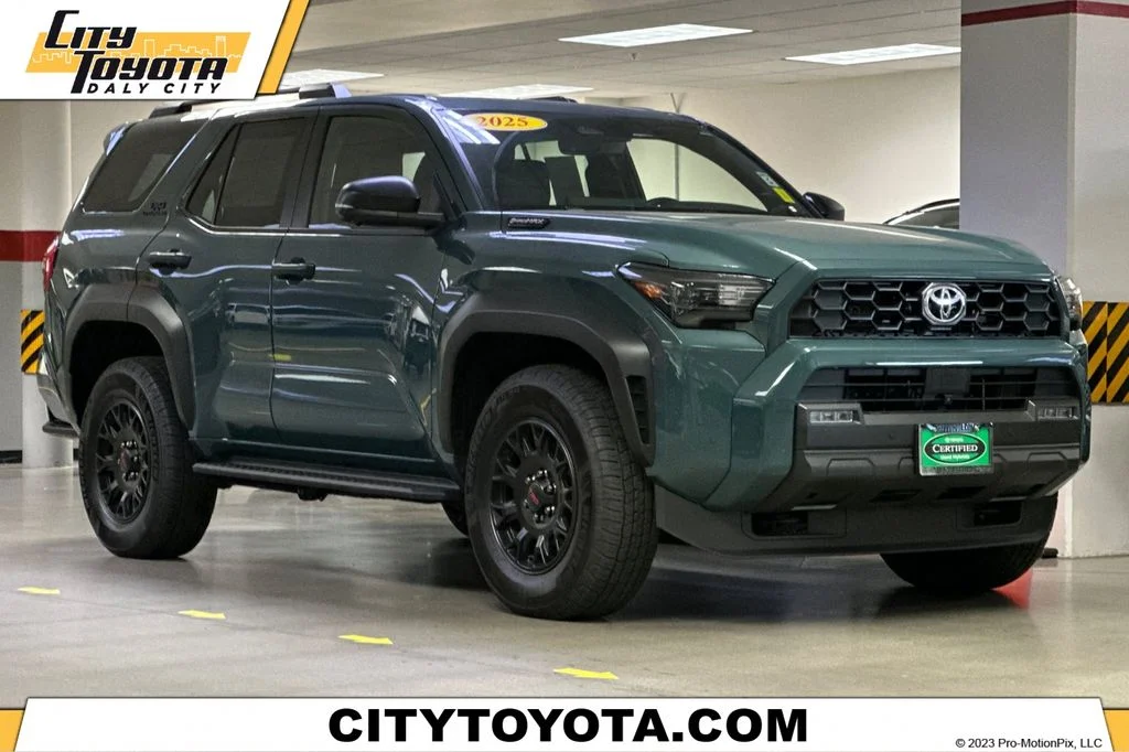 2025 Toyota 4Runner Hybrid TRD Off-Road Prem i-FORCE MAX 4WD's photo