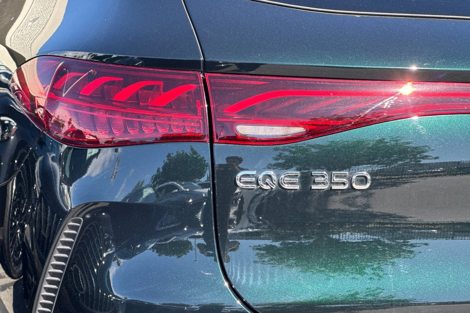 Certified Used 2025 Green Mercedes-Benz 350 SUV image 35