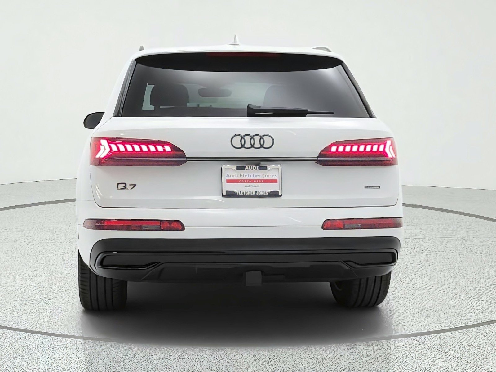 Used 2023 Glacier White Metallic Audi Premium Plus 45 TFSI quattro image 6
