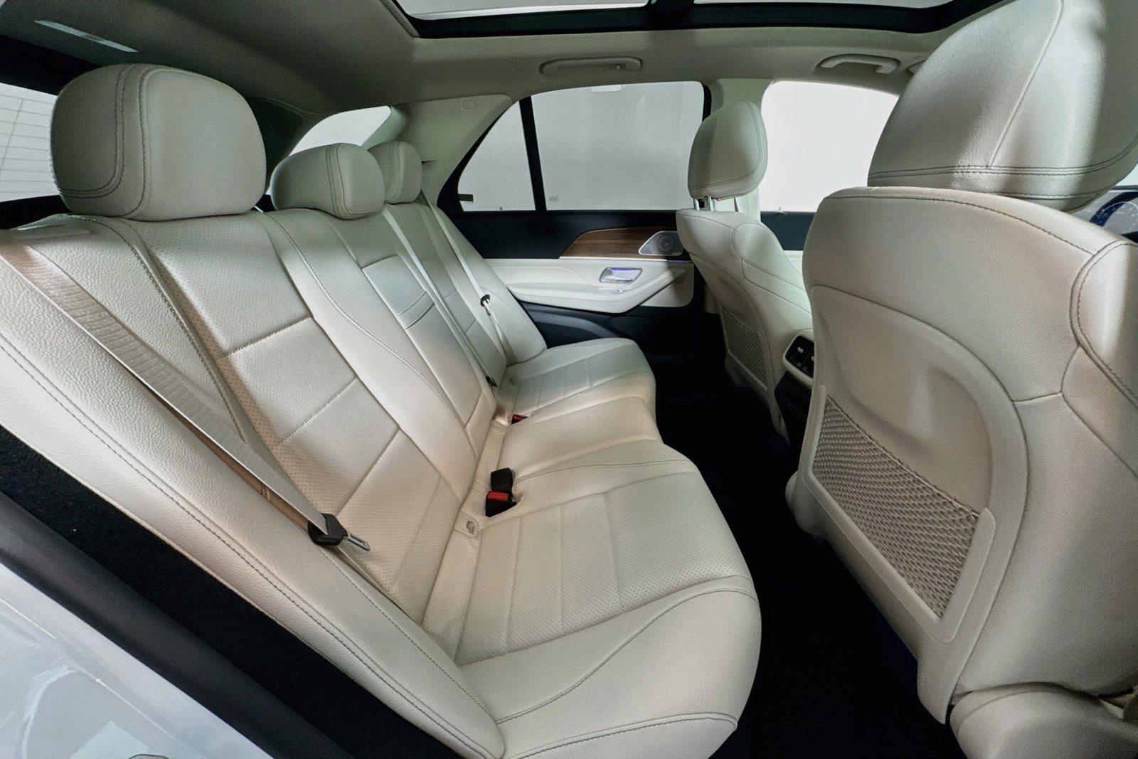 New 2026 Polar White Mercedes-Benz GLE 350 image 25