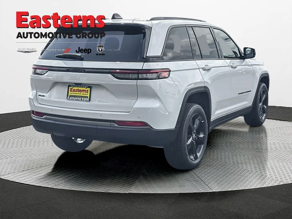New 2027 Bright White Clearcoat Jeep Limited image 5