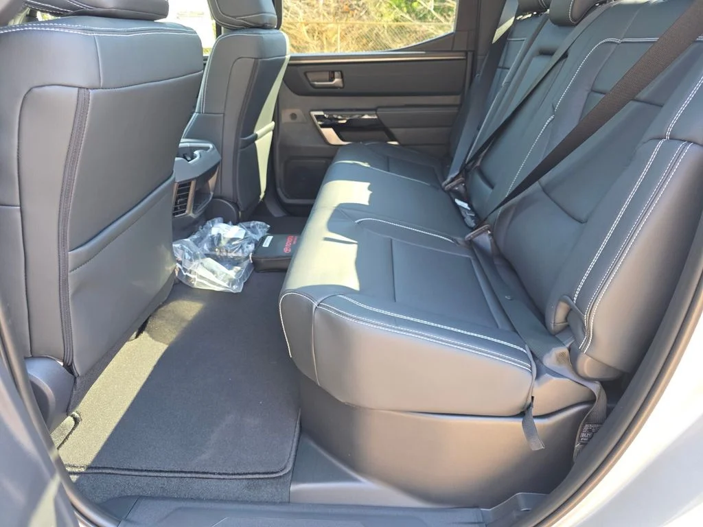 2026 Toyota Tundra Limited - Photo 21