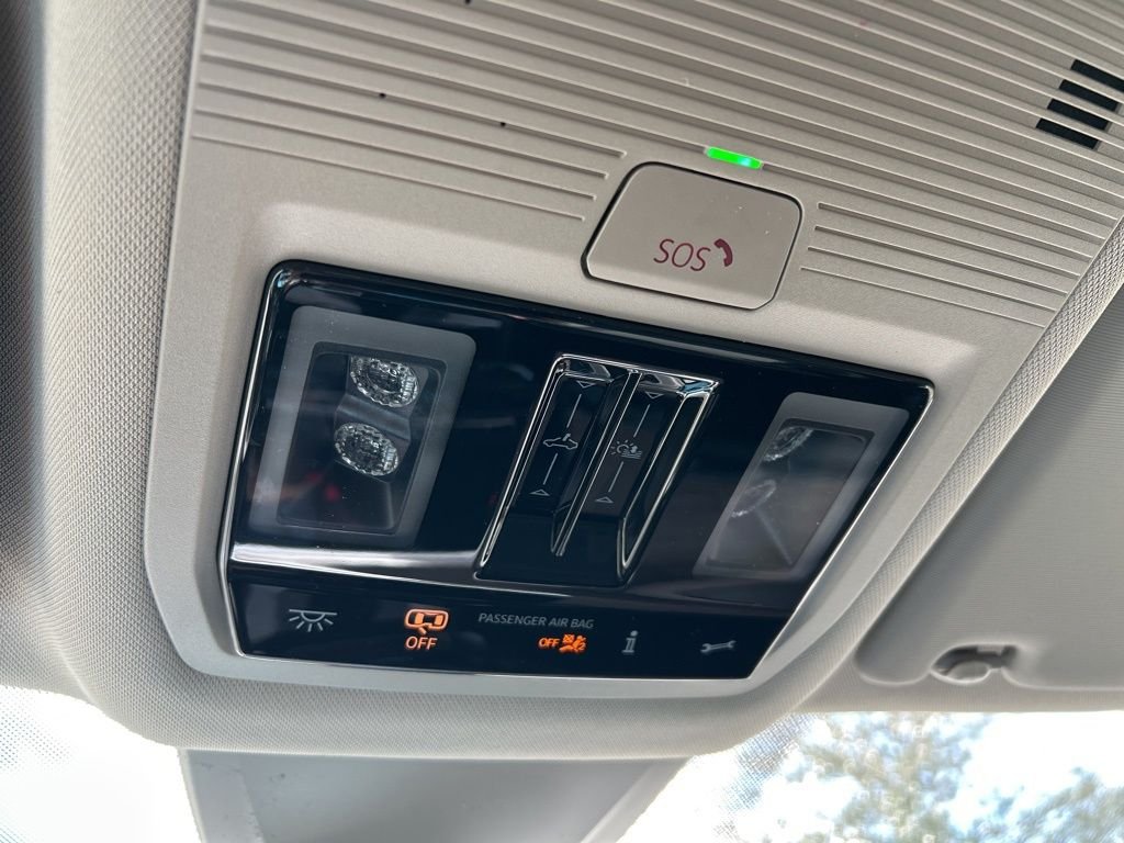 New 2026 White Volkswagen 2.0T SEL image 42